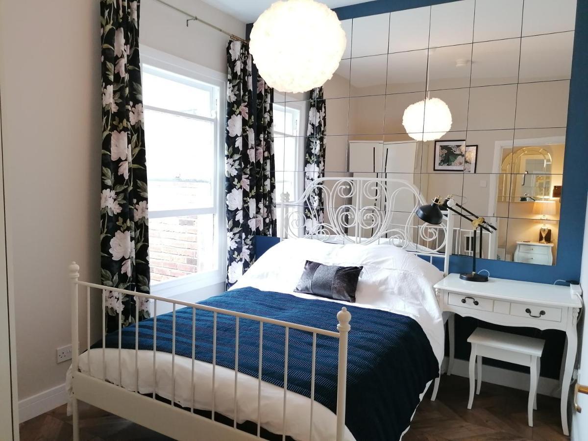 Queens Quarter Holiday Homes (Adults Only) ベルファスト エクステリア 写真