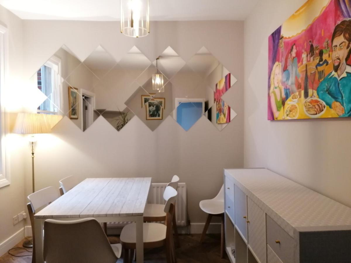 Queens Quarter Holiday Homes (Adults Only) ベルファスト エクステリア 写真