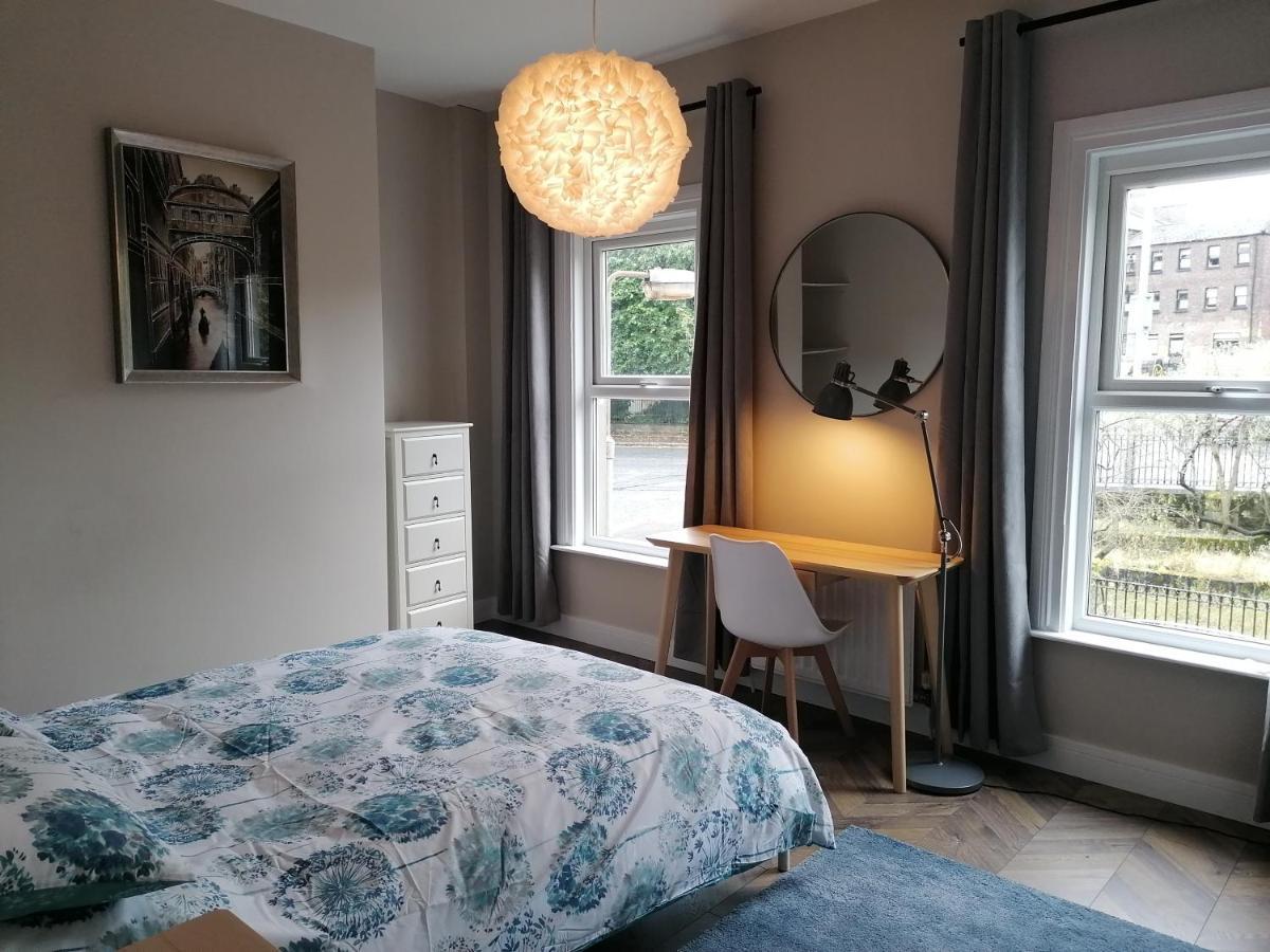 Queens Quarter Holiday Homes (Adults Only) ベルファスト エクステリア 写真