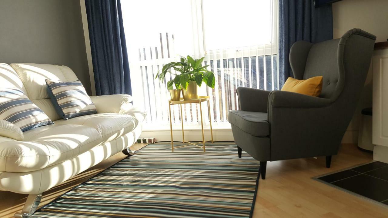 Queens Quarter Holiday Homes (Adults Only) ベルファスト エクステリア 写真