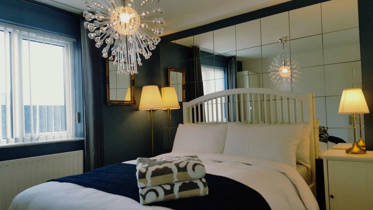 Queens Quarter Holiday Homes (Adults Only) ベルファスト エクステリア 写真